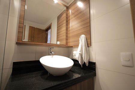 Apartamento à venda com 73m², 3 quartos e 2 vagasBanheiro 1