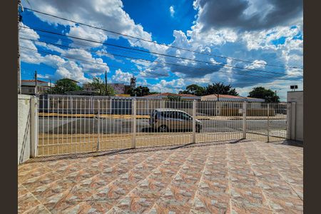 Casa à venda com 221m², 5 quartos e 7 vagas