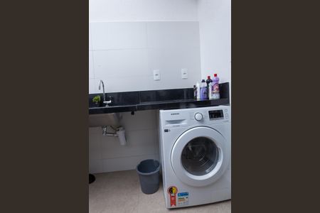 Casa de condomínio à venda com 120m², 2 quartos e 2 vagasÁrea de Serviço