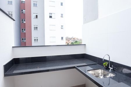 Casa de condomínio à venda com 120m², 2 quartos e 2 vagasÁrea de Serviço