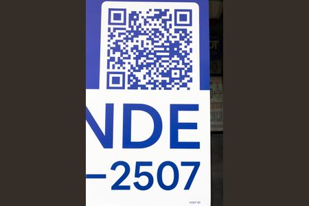 Casa à venda com 329m², 3 quartos e 3 vagas Casa à venda com 329m², 3 quartos e 3 vagasplaca VGEF-89