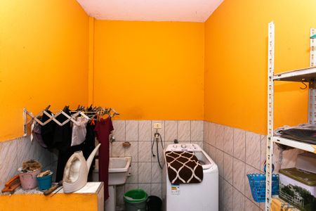 Casa à venda com 329m², 3 quartos e 3 vagas Casa à venda com 329m², 3 quartos e 3 vagasÁrea de Serviço