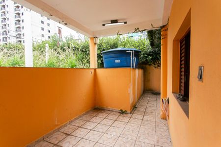 Casa à venda com 329m², 3 quartos e 3 vagas Casa à venda com 329m², 3 quartos e 3 vagasÁrea Externa da Garagem 2