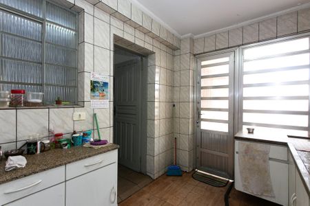 Casa à venda com 329m², 3 quartos e 3 vagas Casa à venda com 329m², 3 quartos e 3 vagasCozinha