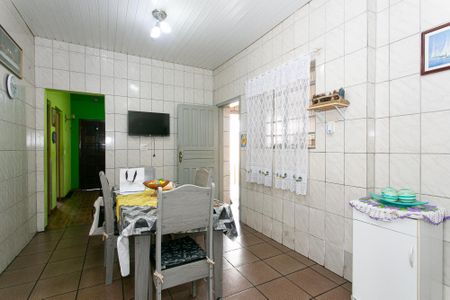 Casa à venda com 329m², 3 quartos e 3 vagas Casa à venda com 329m², 3 quartos e 3 vagasCopa