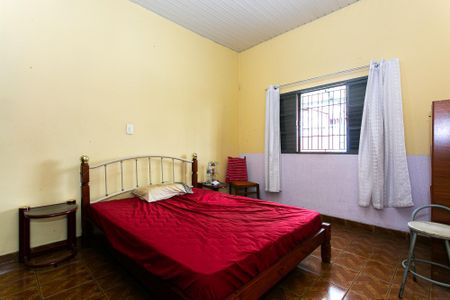 Casa à venda com 329m², 3 quartos e 3 vagas Casa à venda com 329m², 3 quartos e 3 vagasQuarto 1