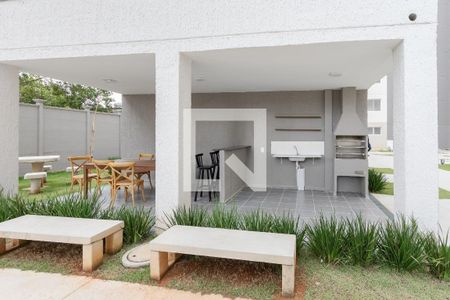 Apartamento para alugar com 35m², 2 quartos e sem vagaÁrea comum - Churrasqueira