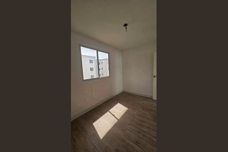 Quarto de apartamento para alugar com 2 quartos, 43m² em Vargem Pequena, Rio de Janeiro