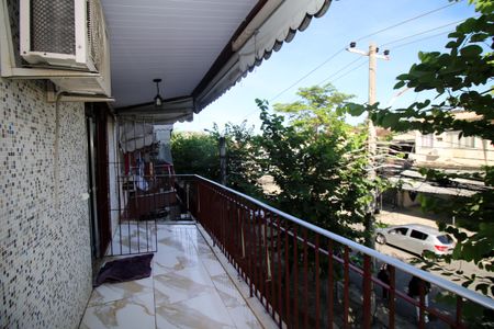 Apartamento à venda com 82m², 2 quartos e 1 vagaVaranda