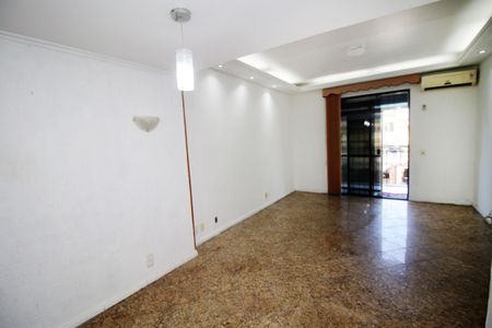 Apartamento à venda com 82m², 2 quartos e 1 vagaSala