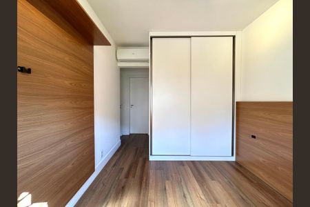 Apartamento para alugar com 70m², 2 quartos e 1 vagaSuíte 