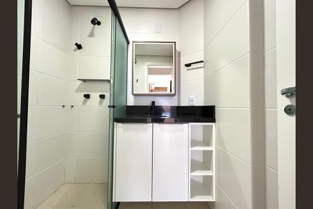 Apartamento para alugar com 70m², 2 quartos e 1 vagaBanheiro suíte 