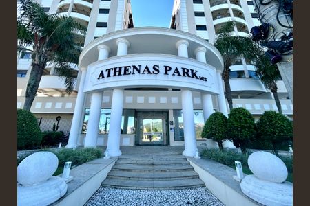 Apartamento para alugar com 70m², 2 quartos e 1 vagaFachada