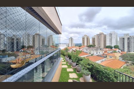 Apartamento à venda com 210m², 2 quartos e 2 vagasQuintal