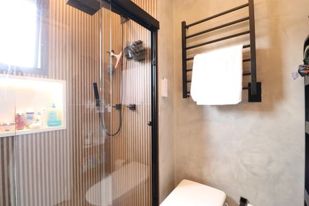 Apartamento à venda com 210m², 2 quartos e 2 vagasBanheiro da Suíte 1