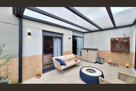 Apartamento à venda com 210m², 2 quartos e 2 vagasQuintal 