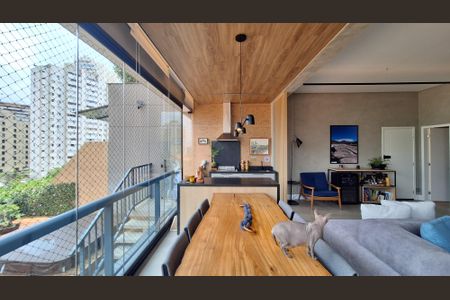 Varanda de apartamento à venda com 2 quartos, 210m² em Lapa, São Paulo