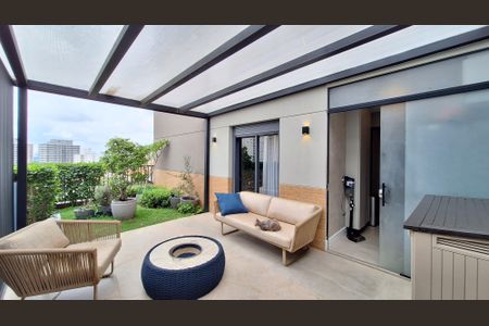 Apartamento à venda com 210m², 2 quartos e 2 vagasQuintal