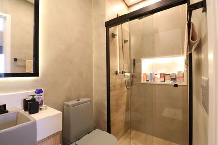 Apartamento à venda com 210m², 2 quartos e 2 vagasBanheiro da Suíte 2