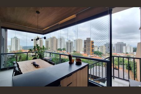 Apartamento à venda com 210m², 2 quartos e 2 vagasVaranda