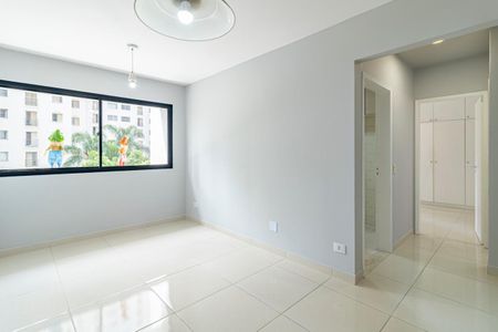 Sala de apartamento para alugar com 1 quarto, 46m² em Indianópolis, São Paulo