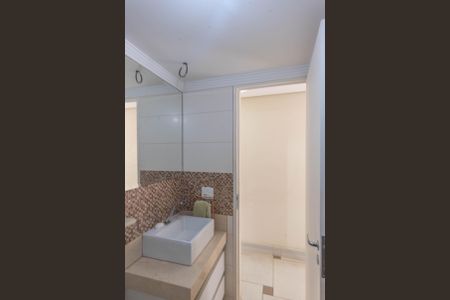 Apartamento à venda com 63m², 3 quartos e 1 vaga Apartamento à venda com 63m², 3 quartos e 1 vagaBanheiro
