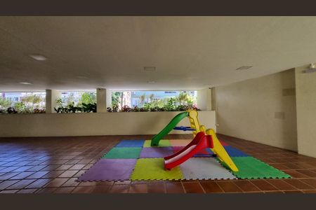 Apartamento para alugar com 78m², 2 quartos e 1 vaga Apartamento para alugar com 78m², 2 quartos e 1 vagaPlayground