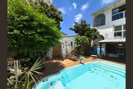 Casa de condomínio à venda com 400m², 3 quartos e 2 vagasÁrea comum