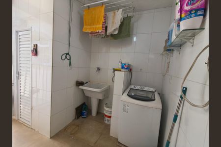 Casa de condomínio à venda com 400m², 3 quartos e 2 vagasÁrea de Serviço