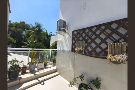 Casa de condomínio à venda com 400m², 3 quartos e 2 vagasVaranda Suíte