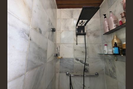 Casa de condomínio à venda com 400m², 3 quartos e 2 vagasBanheiro Suíte