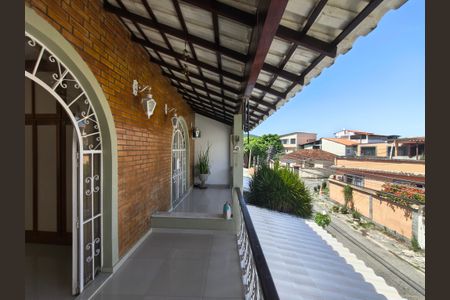 Casa de condomínio à venda com 400m², 3 quartos e 2 vagasVaranda Quarto 1