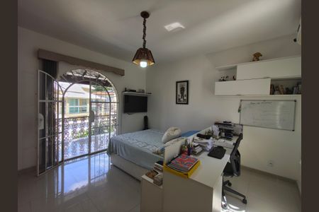 Casa de condomínio à venda com 400m², 3 quartos e 2 vagasQuarto 1