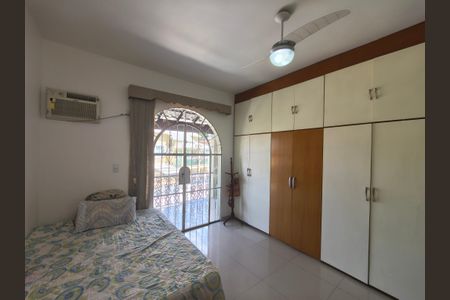 Casa de condomínio à venda com 400m², 3 quartos e 2 vagasQuarto 2