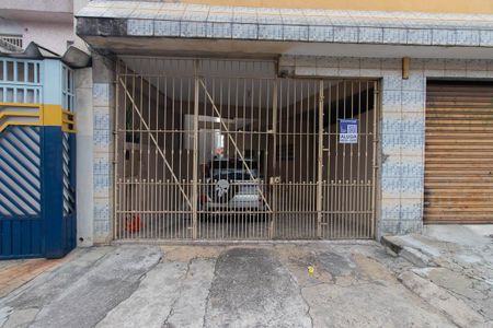 Casa para alugar com 62m², 1 quarto e 1 vaga Casa para alugar com 62m², 1 quarto e 1 vagaFachada