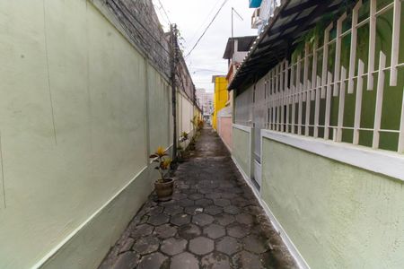 Casa à venda com 72m², 2 quartos e sem vaga Casa à venda com 72m², 2 quartos e sem vagaEntrada