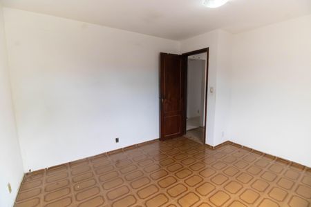 Casa à venda com 72m², 2 quartos e sem vaga Casa à venda com 72m², 2 quartos e sem vagaQuarto 1