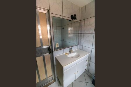 Casa à venda com 72m², 2 quartos e sem vaga Casa à venda com 72m², 2 quartos e sem vagaBanheiro