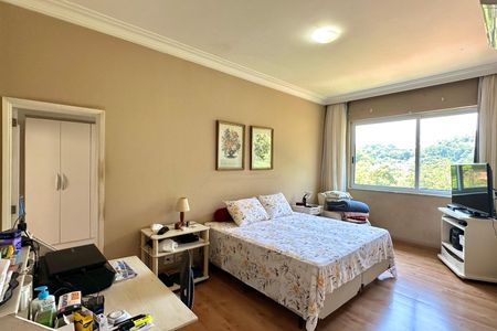 Casa à venda com 500m², 3 quartos e 2 vagas