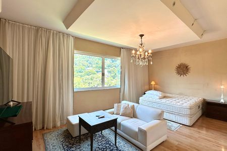 Casa à venda com 500m², 3 quartos e 2 vagas