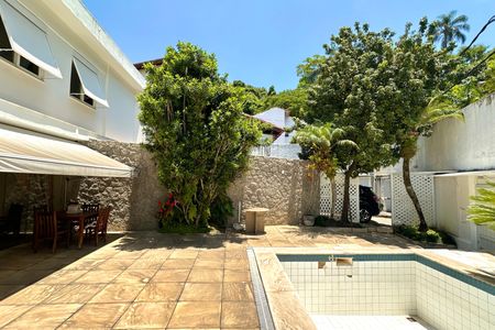 Casa à venda com 500m², 3 quartos e 2 vagas