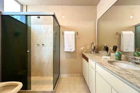 Casa à venda com 500m², 3 quartos e 2 vagas