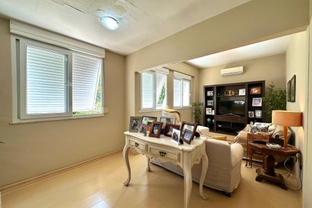 Casa à venda com 500m², 3 quartos e 2 vagas