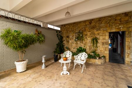 Apartamento à venda com 146m², 3 quartos e 1 vaga Apartamento à venda com 146m², 3 quartos e 1 vagaÁrea comum