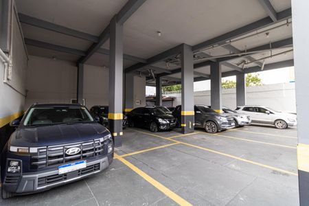 Apartamento à venda com 146m², 3 quartos e 1 vaga Apartamento à venda com 146m², 3 quartos e 1 vagaÁrea comum - Estacionamento