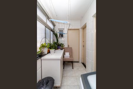 Apartamento à venda com 146m², 3 quartos e 1 vaga Apartamento à venda com 146m², 3 quartos e 1 vagaÁrea de Serviço