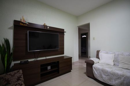 Casa para alugar com 150m², 3 quartos e 6 vagas Casa para alugar com 150m², 3 quartos e 6 vagasSala 1