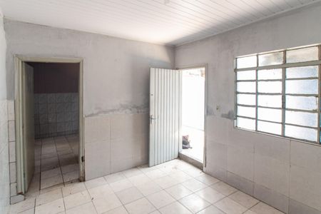 Sala de casa à venda com 2 quartos, 300m² em Parque Novo Mundo, São Paulo