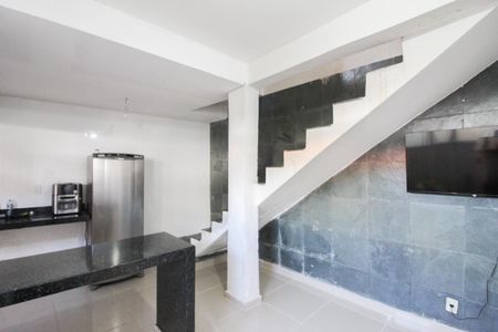 Sala de casa para alugar com 3 quartos, 90m² em Minas Caixa, Belo Horizonte