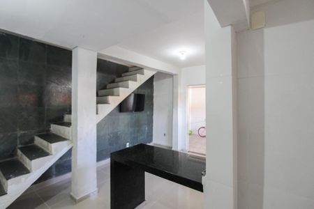 Casa para alugar com 90m², 3 quartos e 1 vaga Casa para alugar com 90m², 3 quartos e 1 vagaCozinha